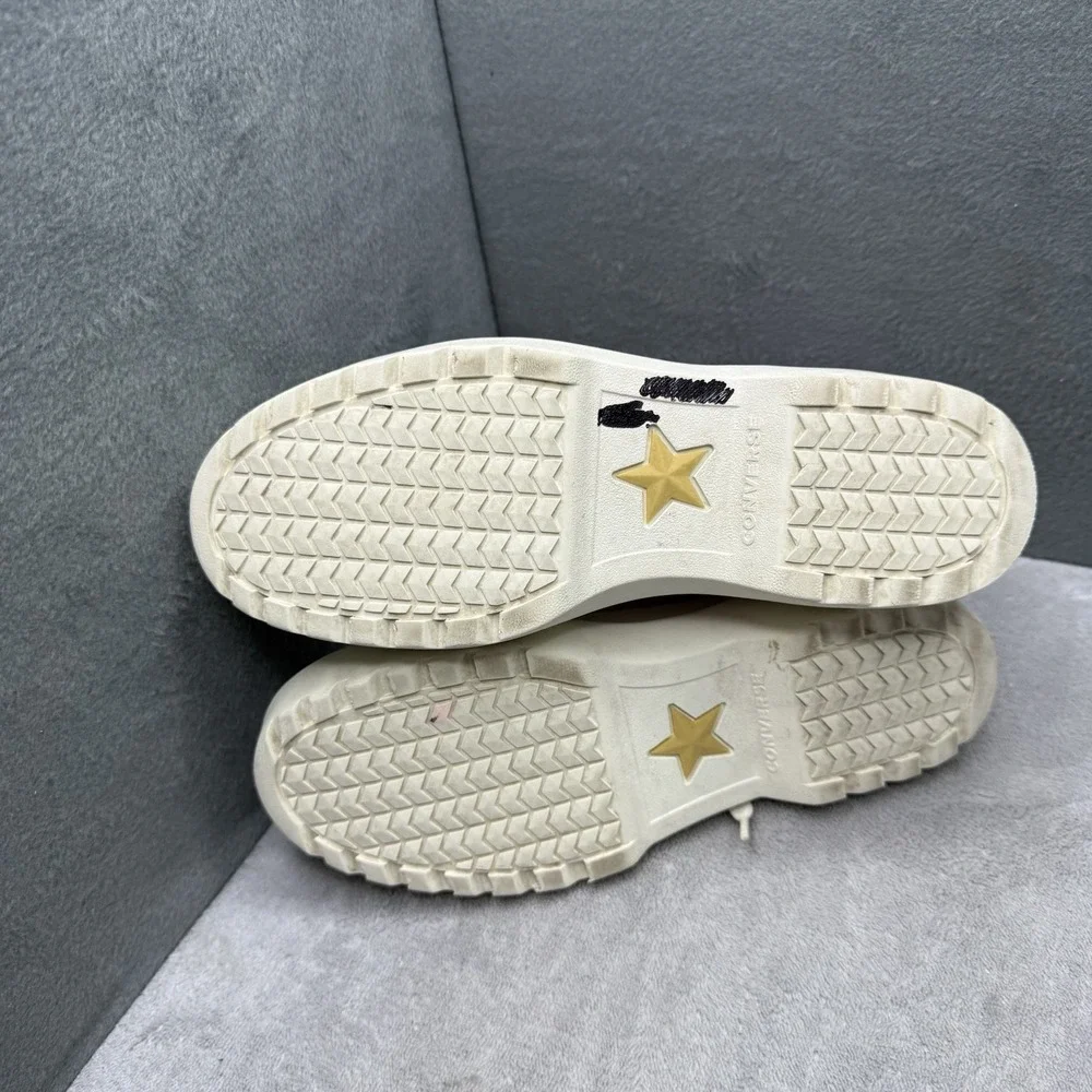 Converse Chuck Taylor All Star Lugged Lift White Platform Canvas, Youth Sz 3(35)